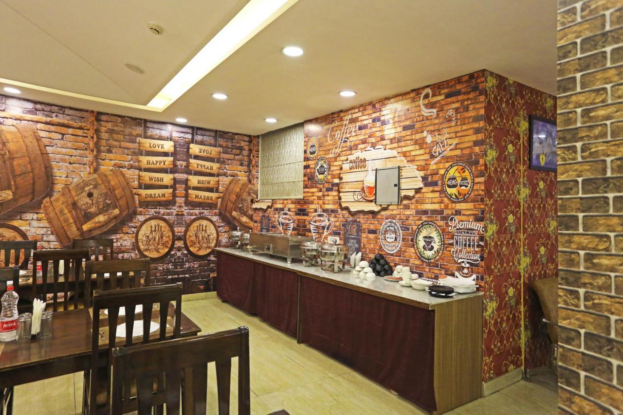 Hotel Ronit Royal Delhi Airport By D'Capitol Нью-Дели Экстерьер фото